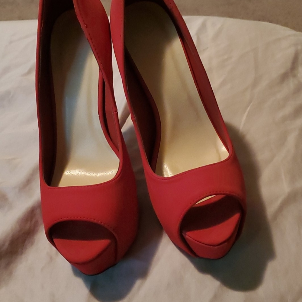 Red and Hot High heels